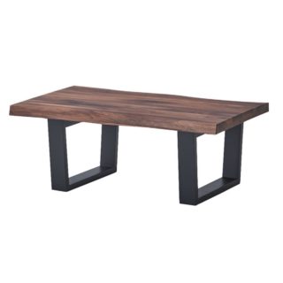 木目が美しいウォールナット無垢のセンターテーブルが新展示入りしました🪵✨

天板の側面にはなぐり加工が施されていて、自然な凹凸が木の表情をより引き立ててくれます。シンプルですっきりとした脚との組み合わせも絶妙。
オイル塗装仕上げで木のぬくもりをそのまま感じられますよ。
価格は税込25800円。

ぜひ実物の質感を確かめに来てください！ご来店お待ちしています😊

#家具のウスイ #武蔵小山 #武蔵小山パルム #新展示 #センターテーブル ウォールナット